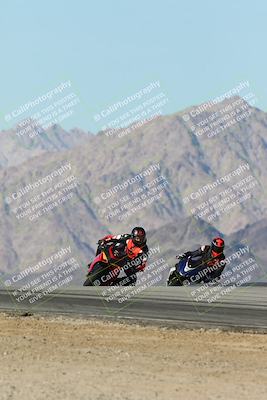 media/Dec-01-2025-Moto Forza (Mon) [[2daa91e15f]]/2-Intermediate Group/Session 4 Turn 9/